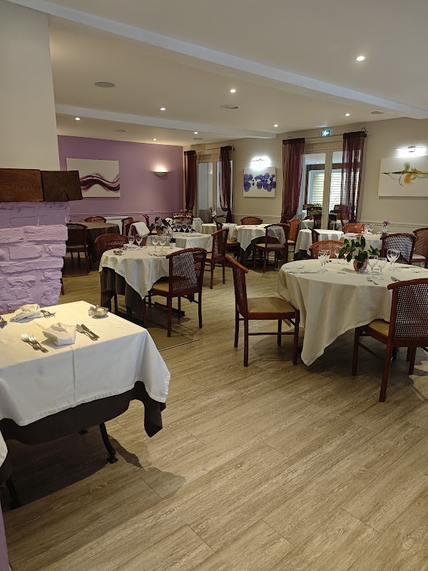 Restaurant Auberge du Louvetier à Rambouillet, France