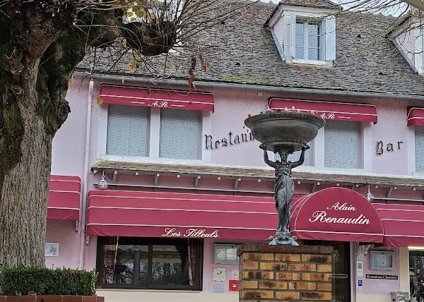 Restaurant Auberge Les Tilleuls à Vincelottes, France