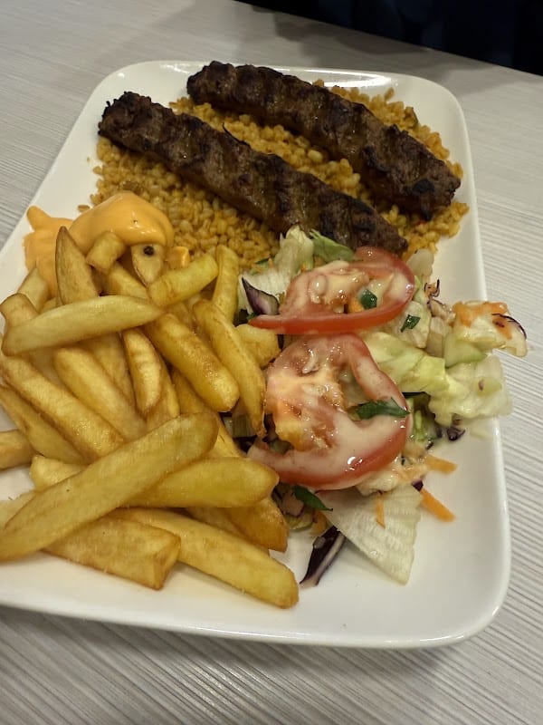 Restaurant Aux 4 Freres à Bobigny, France