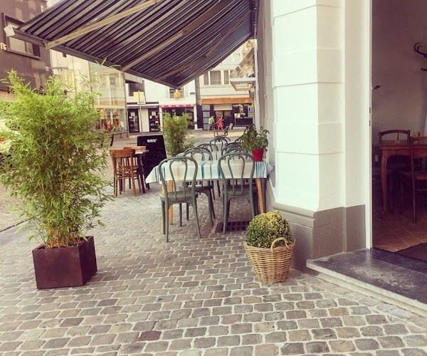 Restaurant Aux alentours à Verviers, Belgique