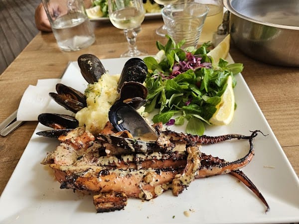 Restaurant Aux Délices de la Mer à Le Grau-du-Roi, France