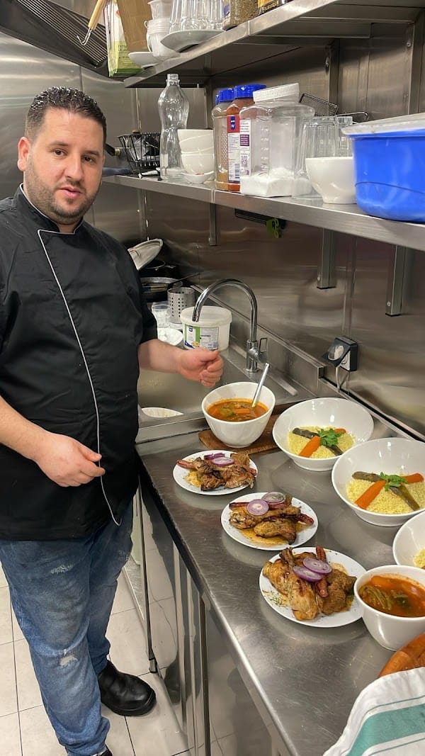 Restaurant BB grill à Drancy, France