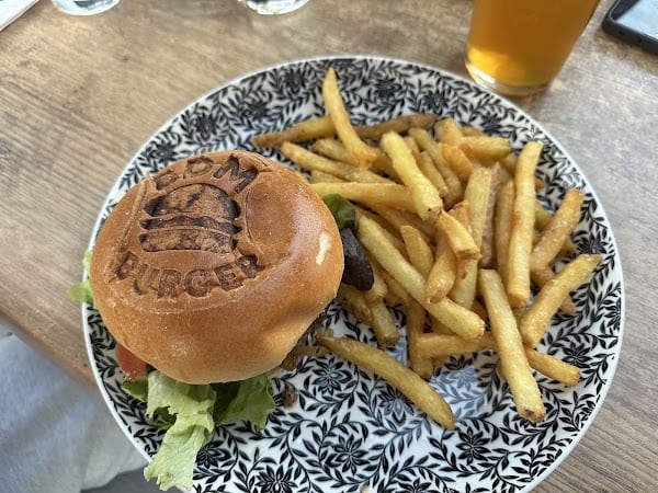 Restaurant Bistro du mont à Beauvoir, France