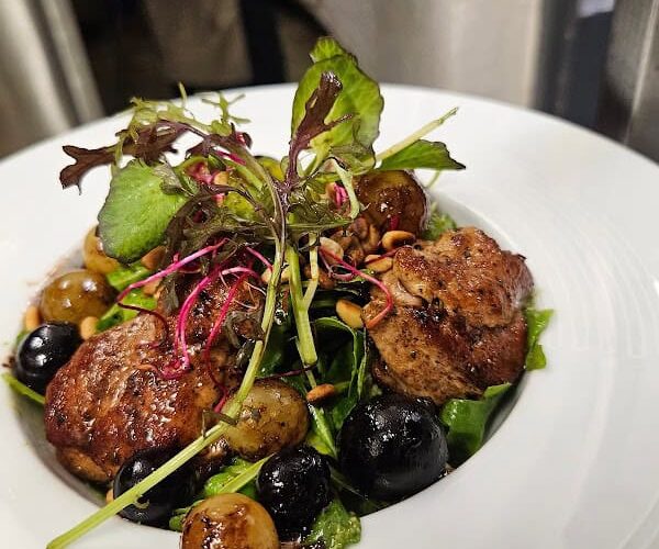 Restaurant Bistro Les Poulivets à Oppède, France