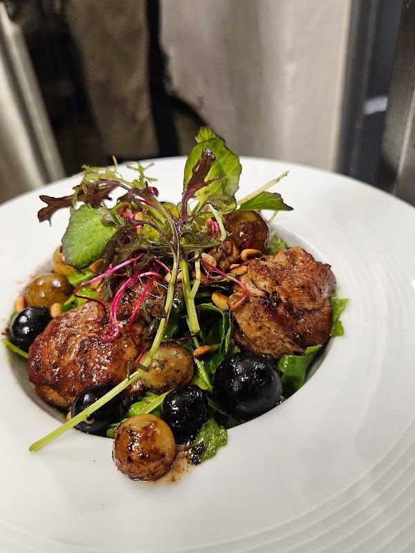 Restaurant Bistro Les Poulivets à Oppède, France