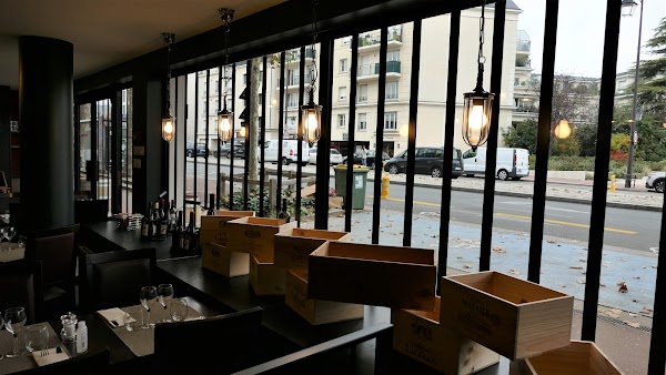 Restaurant Bistro Valentin à Antony, France