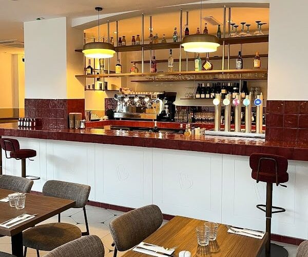 Restaurant Brasserie Bonheur à Clamart, France