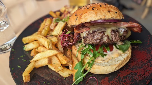 Brasserie Café Restaurant Les Frangins Clamart à Clamart, France