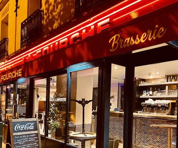 Restaurant Brasserie La Fourche à Clamart, France