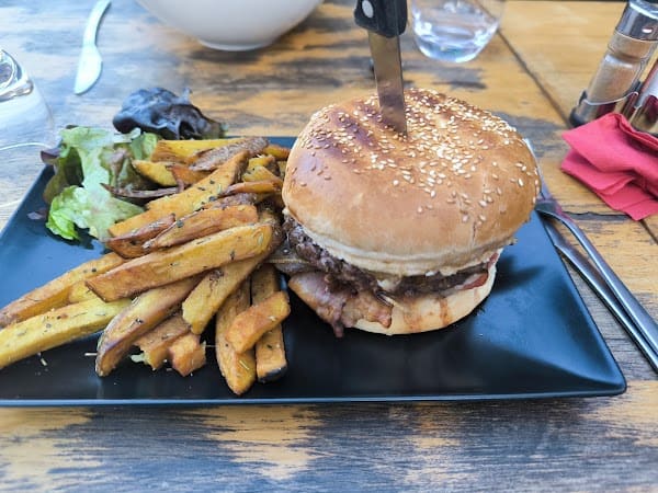 Restaurant Brasserie Le 1910 à Ajaccio, France