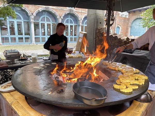 Restaurant Brasserie ‘t Oud Gasthuys – The Old Clinic à Louvain, Belgique