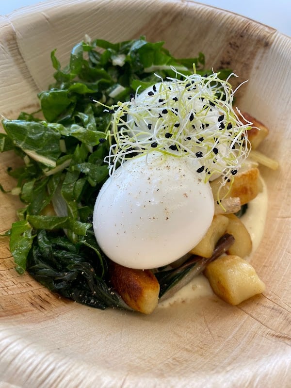 Restaurant C dans l’œuf à Robion, France