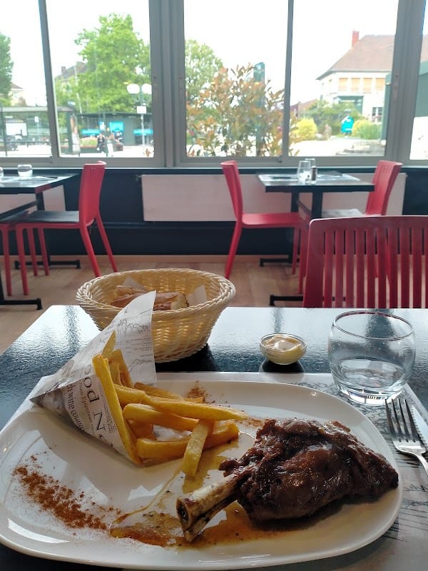 Restaurant Café de la Gare à Rambouillet, France