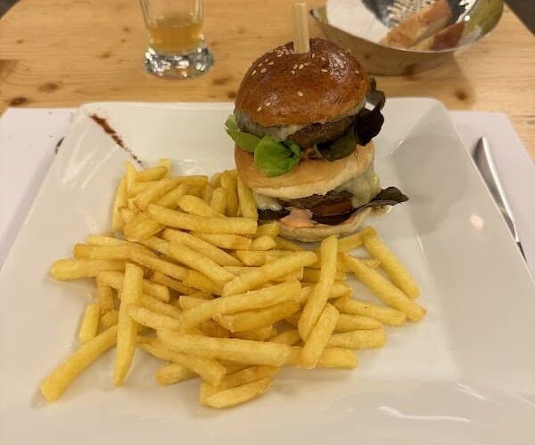 Restaurant Café de la gare à Bulle, Suisse