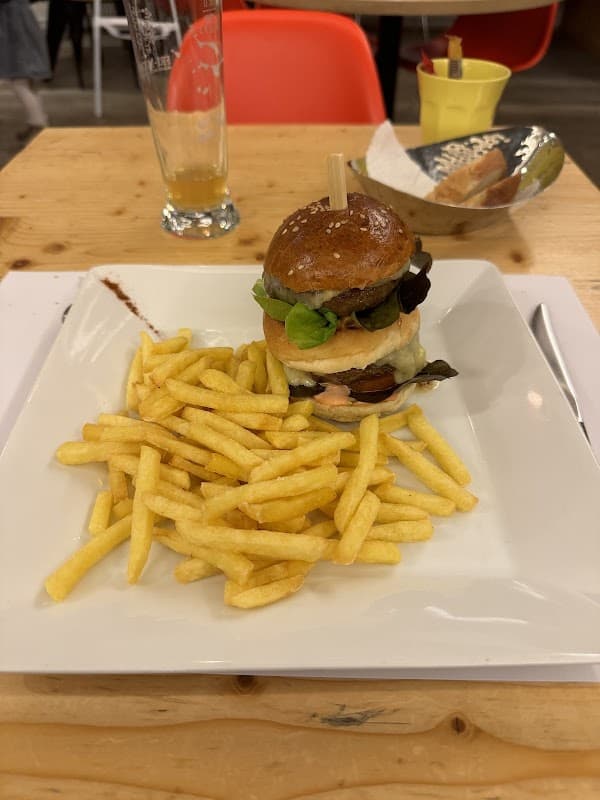 Restaurant Café de la gare à Bulle, Suisse