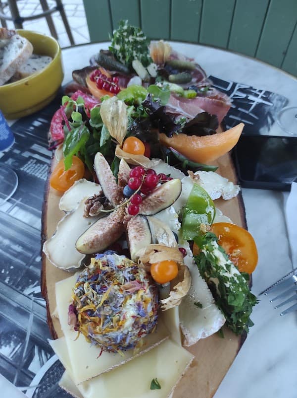 Restaurant Café De La Mairie à Rambouillet, France