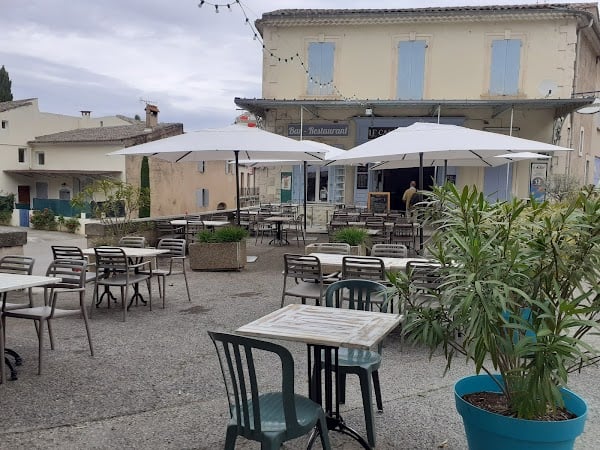 Restaurant Café de la Poste à Robion, France