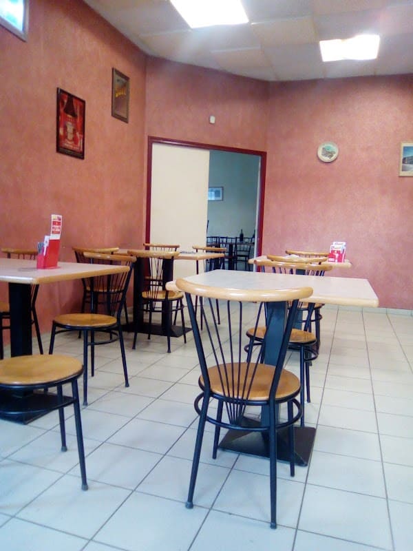 Restaurant Café des Marronniers à Verdun, France