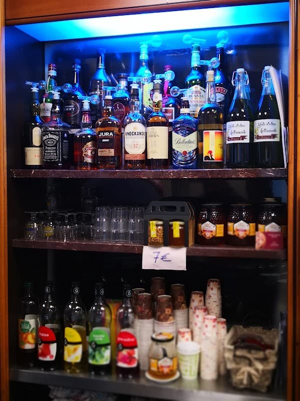 Restaurant Café du Palace à Le Blanc-Mesnil, France