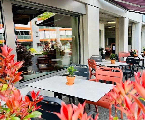Restaurant Café Flora Bulle à Bulle, Suisse