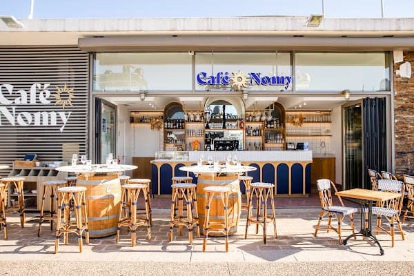 Restaurant Café Nomy Saint-Raphaël à Saint-Raphaël, France