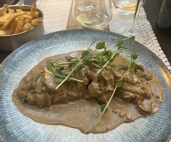 Restaurant Café Paradis à Saint-Raphaël, France