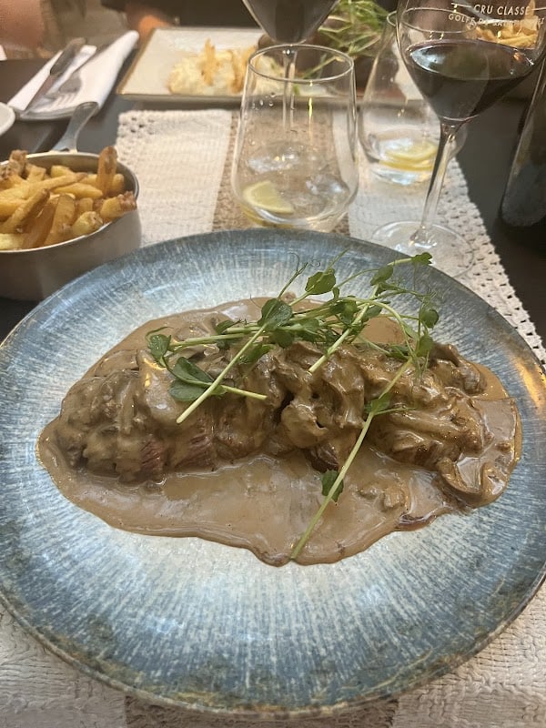 Restaurant Café Paradis à Saint-Raphaël, France