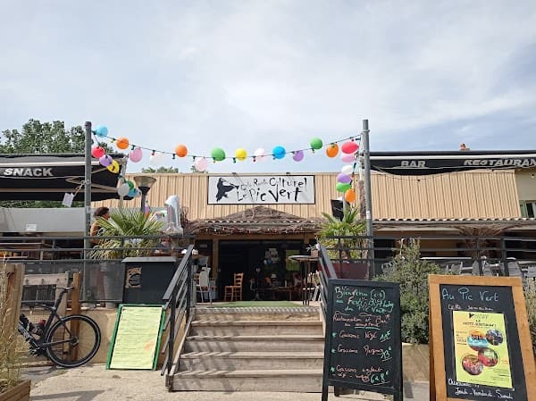 Restaurant Café Resto Culturel Le Pic Vert à Millau, France