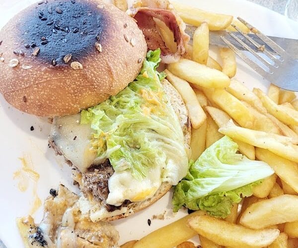 Restaurant Carrefour Cafétéria à Toul, France