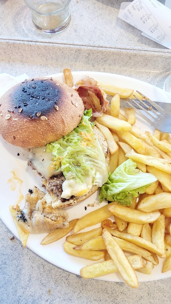 Restaurant Carrefour Cafétéria à Toul, France