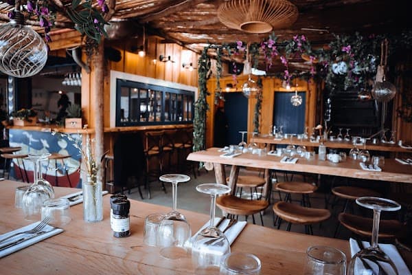 CHAI MAD RESTAURANT à Lège-Cap-Ferret, France