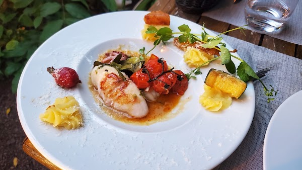 Restaurant Chez François à Genêts, France