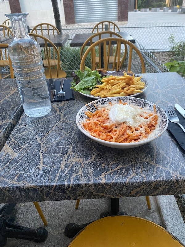 Restaurant Chez GIGI à Pantin, France
