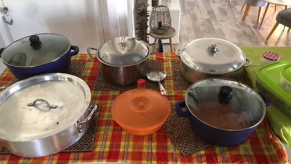 Restaurant Chez Mamilo au super U Maubec à Maubec, France