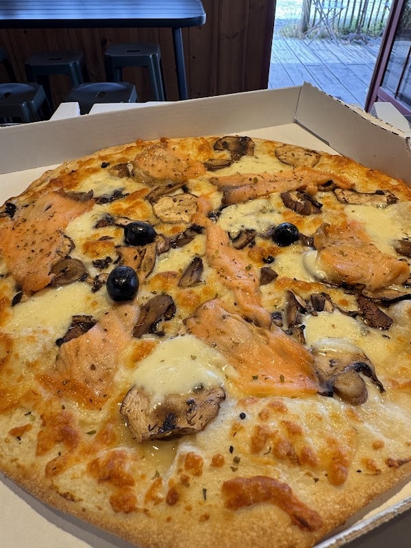 Restaurant Chez Matteo pizza burger à emporter à Le Porge, France