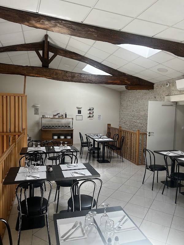 Restaurant Chez Mimi à Réaux sur Trèfle, France