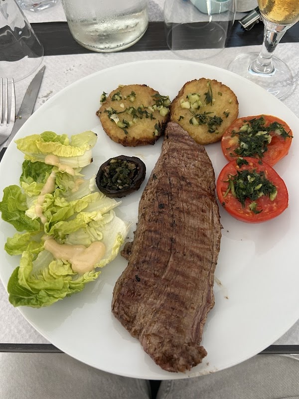 Restaurant Chez Mimi à Réaux sur Trèfle, France