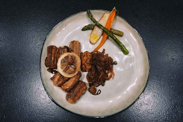 Chez Papé Frezal – Restaurant de Poissons à Le Grau-du-Roi, France