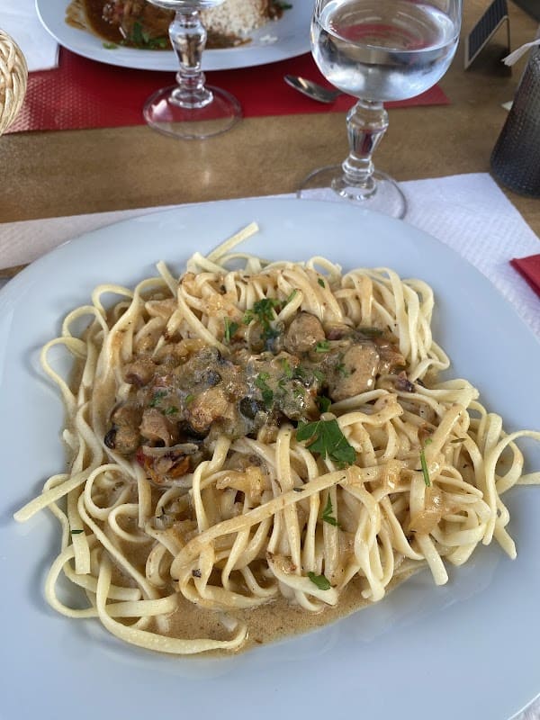 Restaurant Club House Martigues – Les flots bleus à Martigues, France