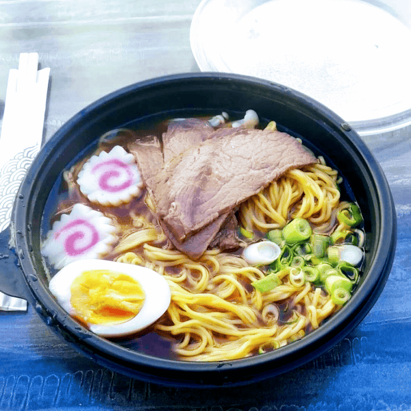 Restaurant Côté Et Nake Sushi à Istres, France