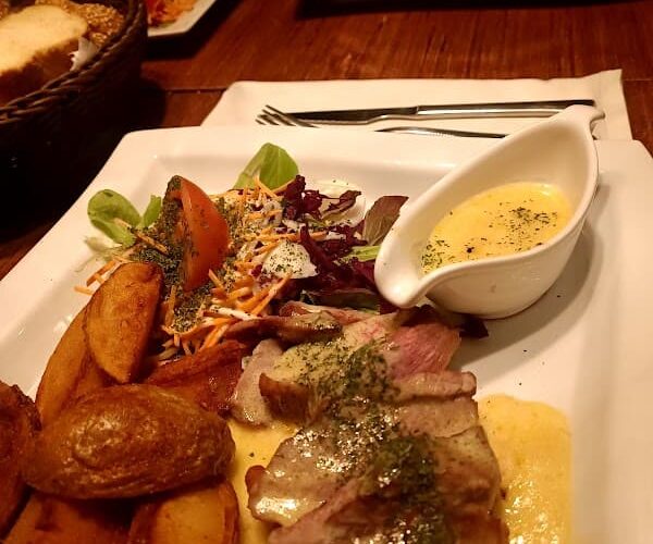 Restaurant Creta à Ciney, Belgique