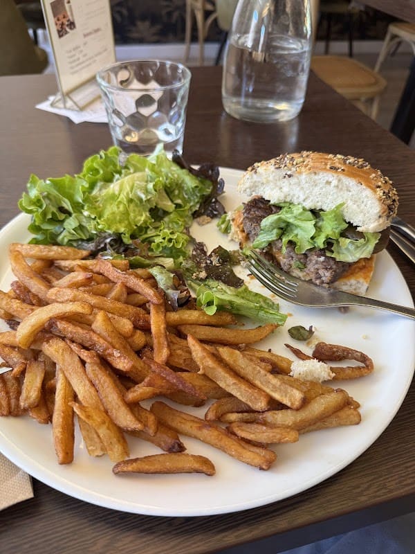 Restaurant Cuisine Et Comptoir à Rodez, France