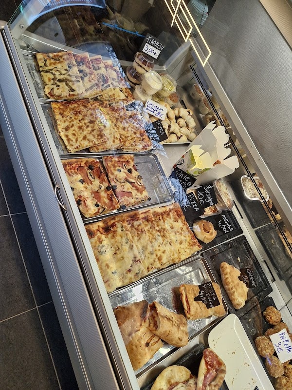 Restaurant Dallo Zio . Trattoria Morlanwelz à Morlanwelz, Belgique