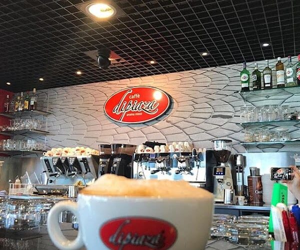 Restaurant Di Piazza à Bulle, Suisse