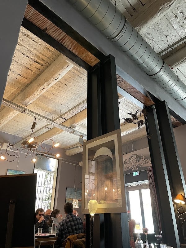 Restaurant Drôle d’Endroit à Aix-en-Provence, France