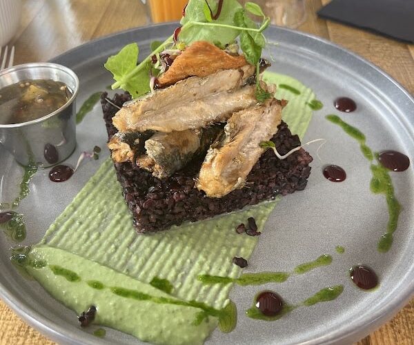 Restaurant Du Pain sur la Planche à Maubec, France