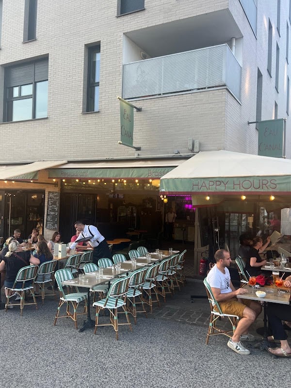 Restaurant Eau Canal à Pantin, France