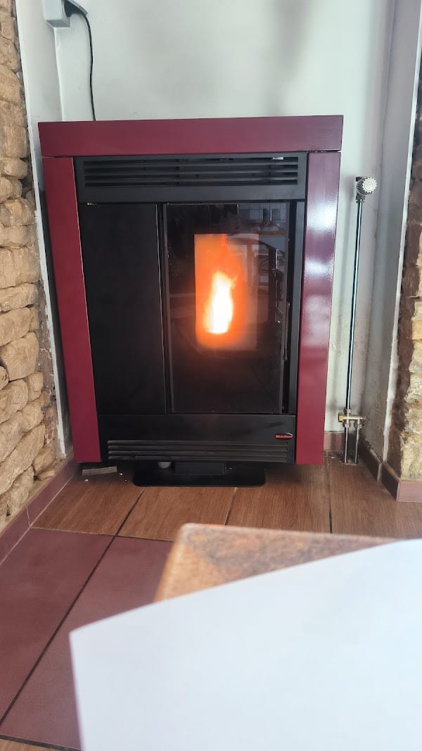 Restaurant Friterie Chez Blanche à Étalle, Belgique