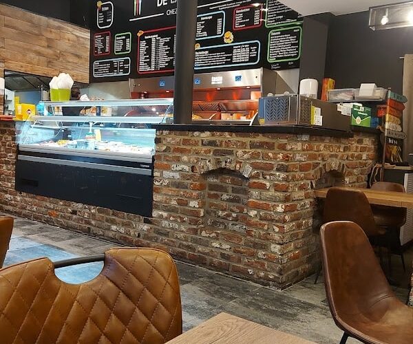 Restaurant Friterie De La Gare à Morlanwelz, Belgique