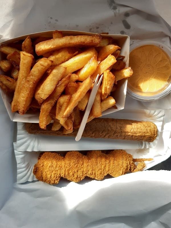 Restaurant Friterie de la place à Virton, Belgique